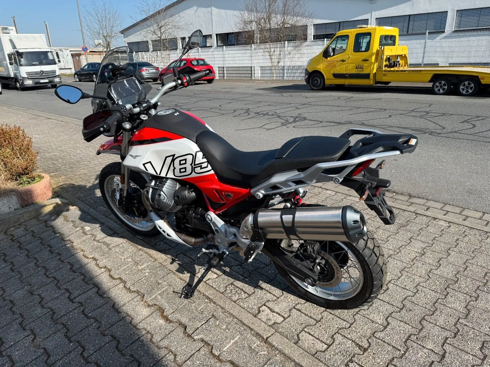 Moto Guzzi V85 TT