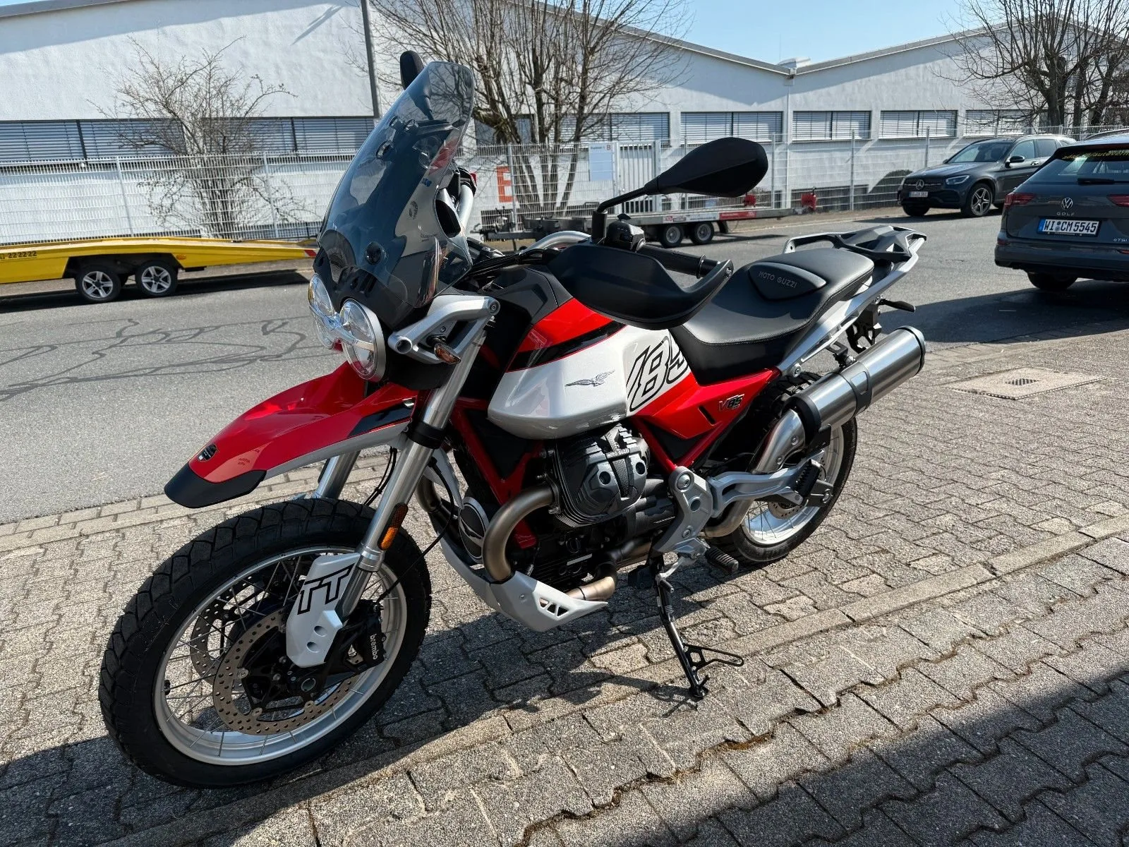 Moto Guzzi V85 TT
