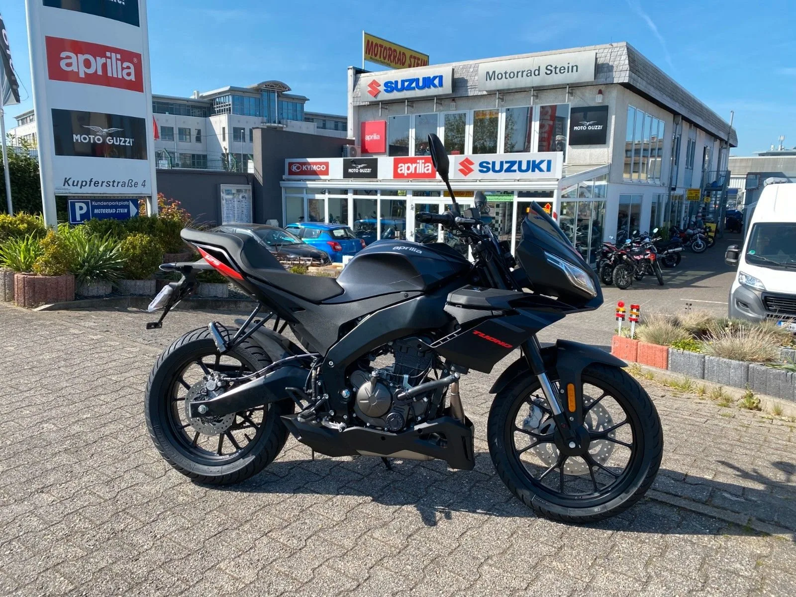Aprilia Tuono 125