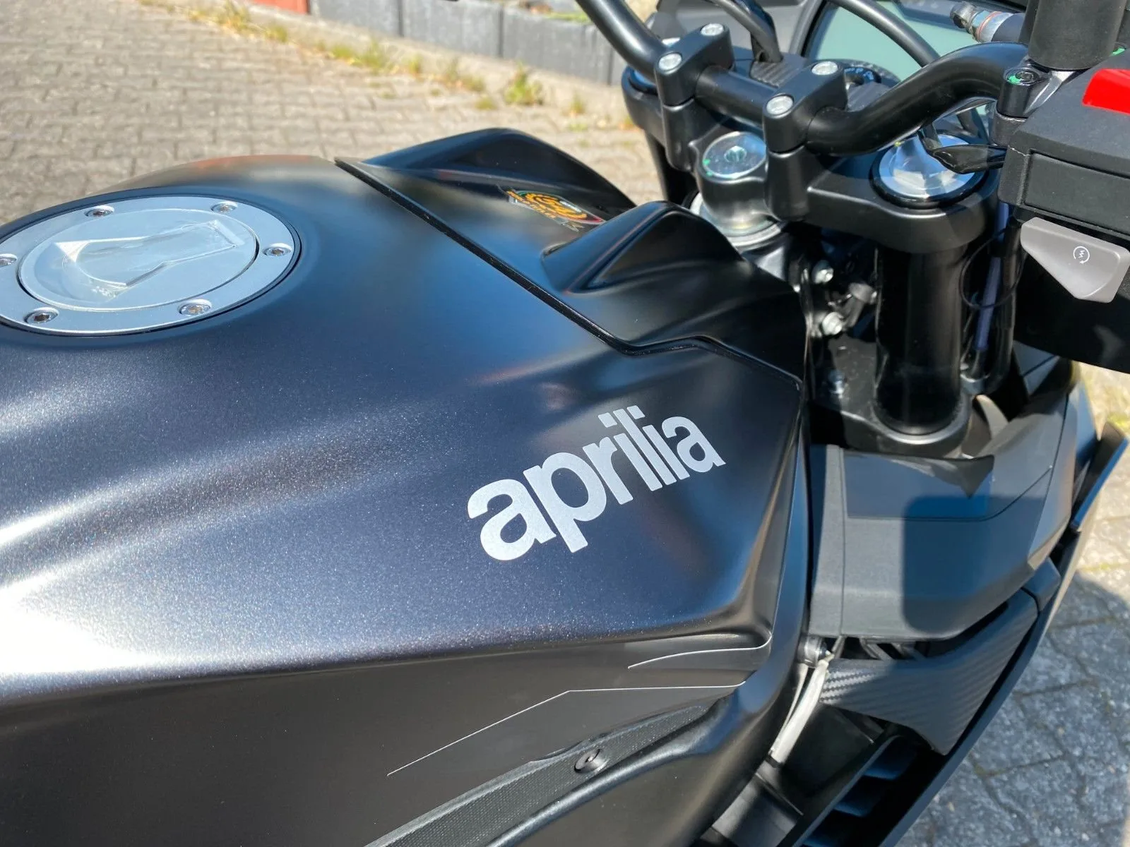 Aprilia Tuono 125