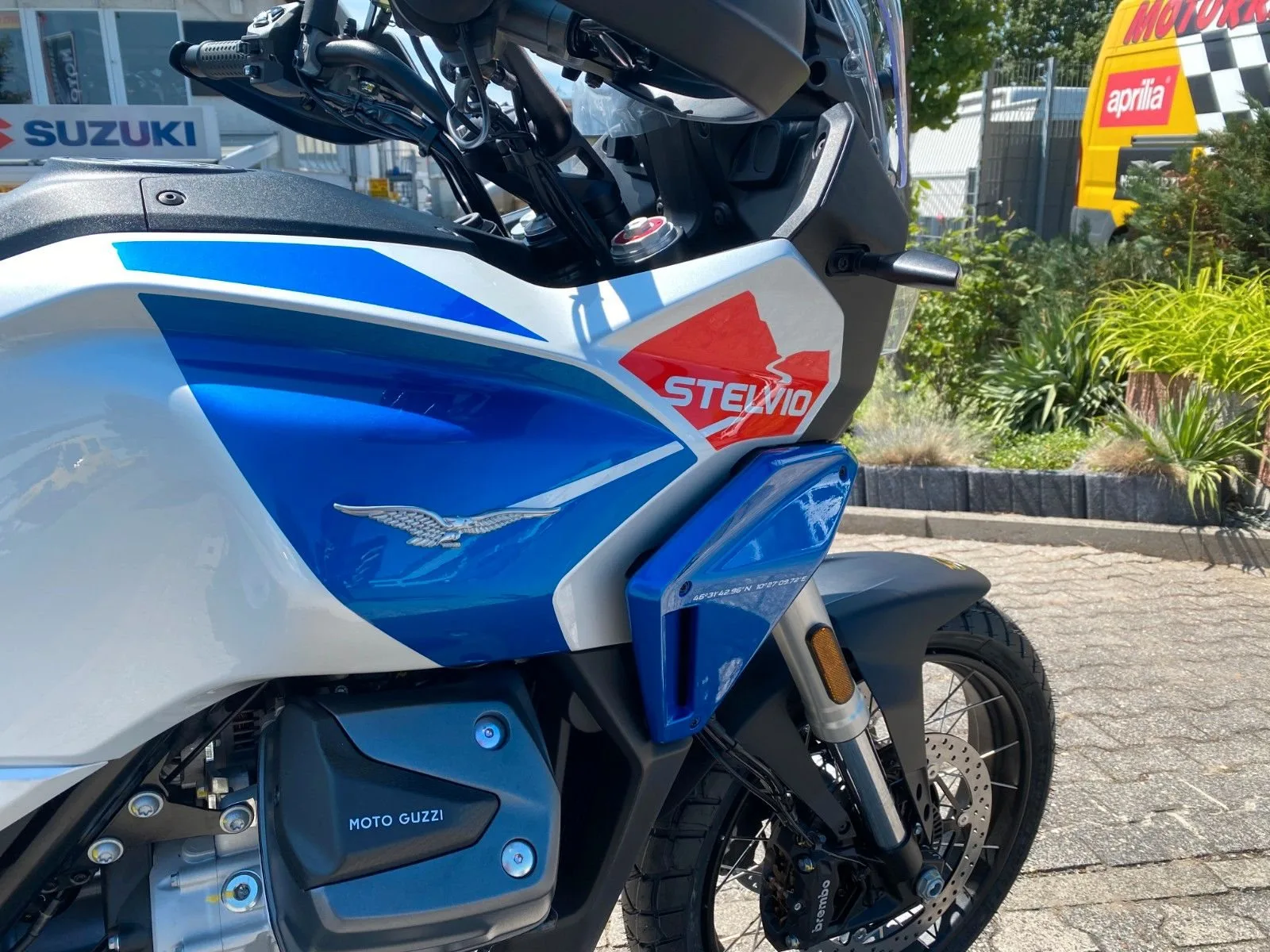 Moto Guzzi Stelvio Duecento Tributo