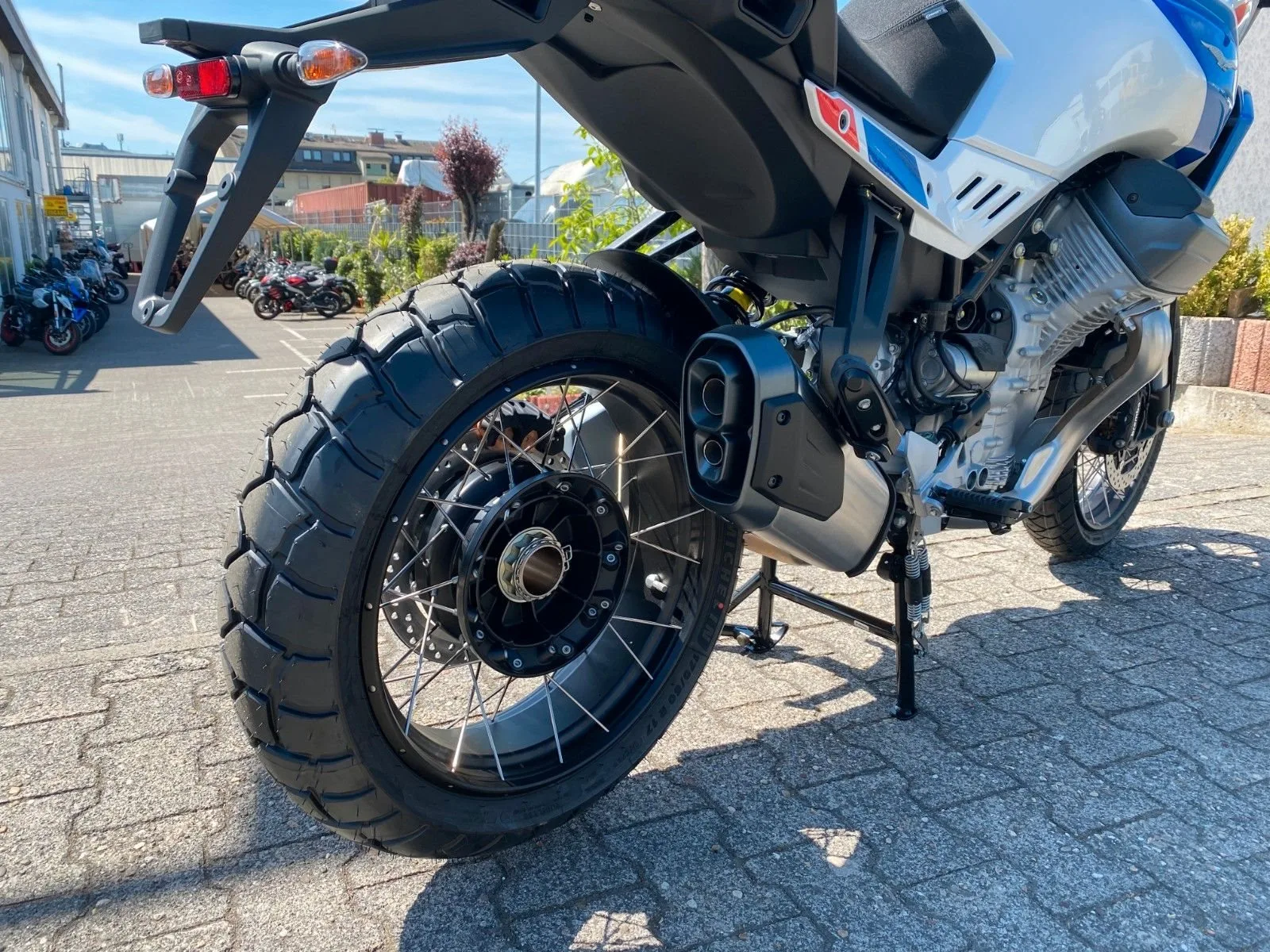 Moto Guzzi Stelvio Duecento Tributo
