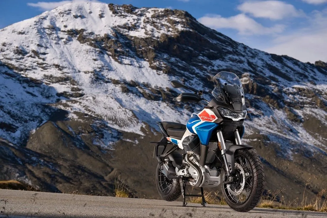 Moto Guzzi Stelvio Duecento Tributo