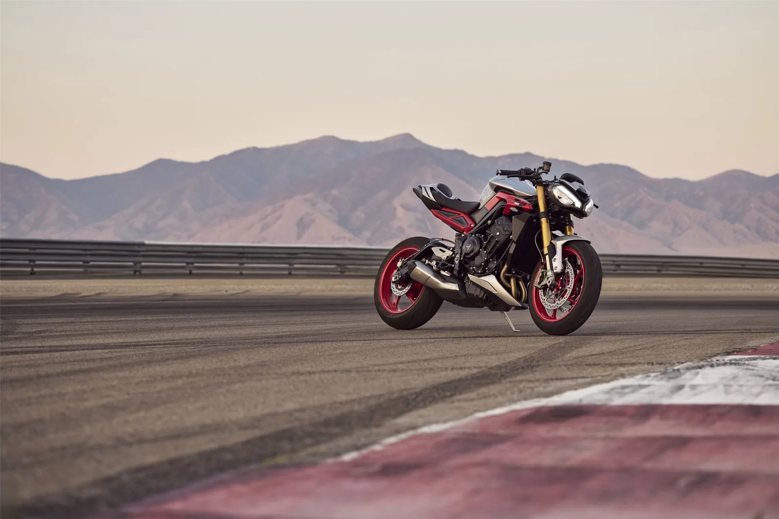 Triumph Street Triple 765 RX - Neufahrzeug (sofort lieferbar)