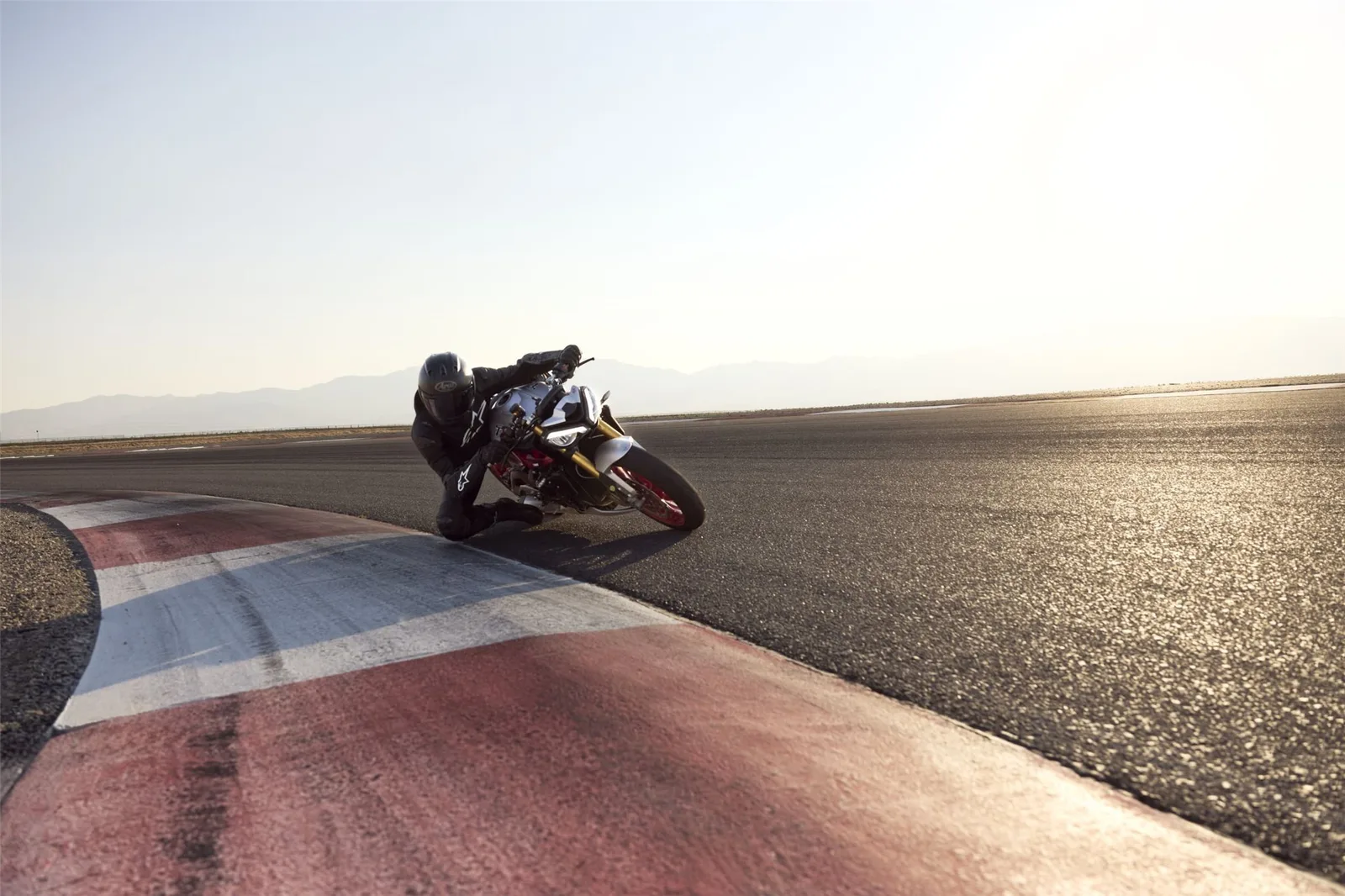 Triumph Street Triple 765 RX - Neufahrzeug (sofort lieferbar)