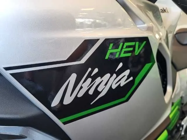 Kawasaki Ninja 7 Hybrid
