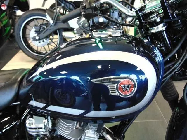 Kawasaki W230