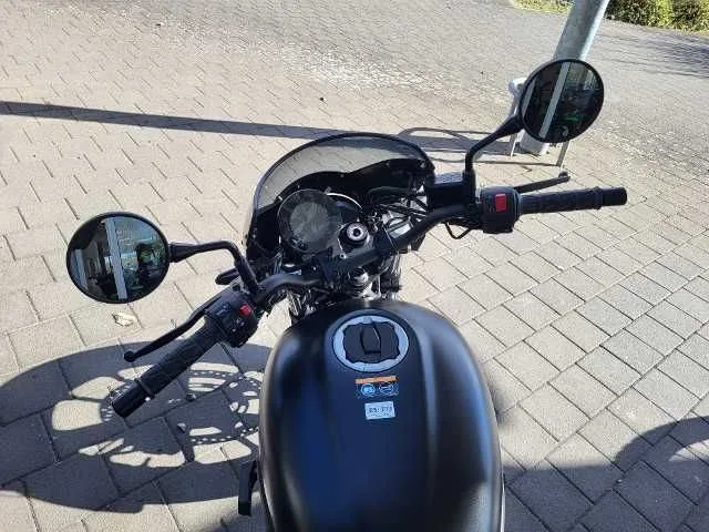Kawasaki Eliminator 500