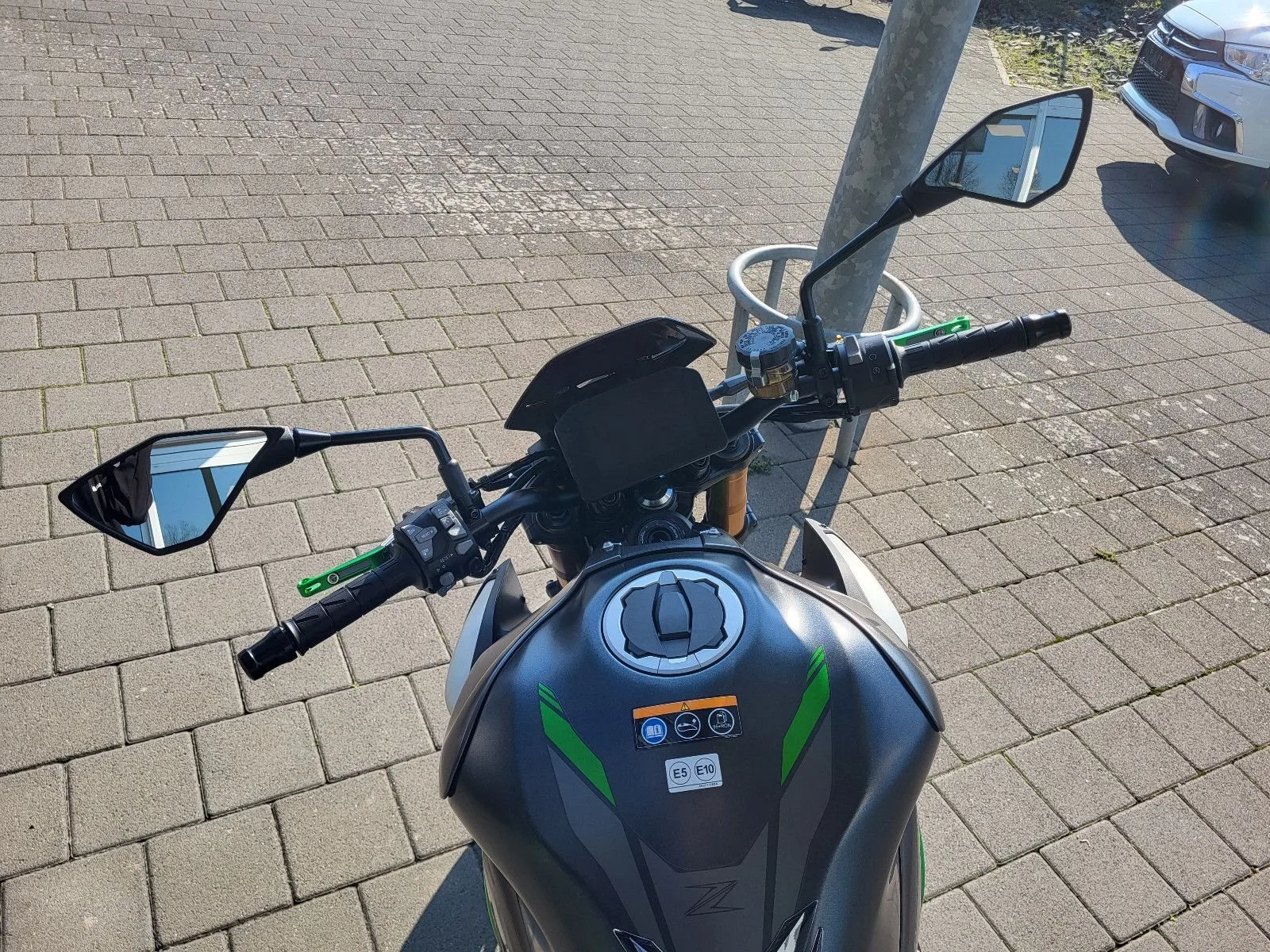 Kawasaki Z900 SE PERFORMANCE