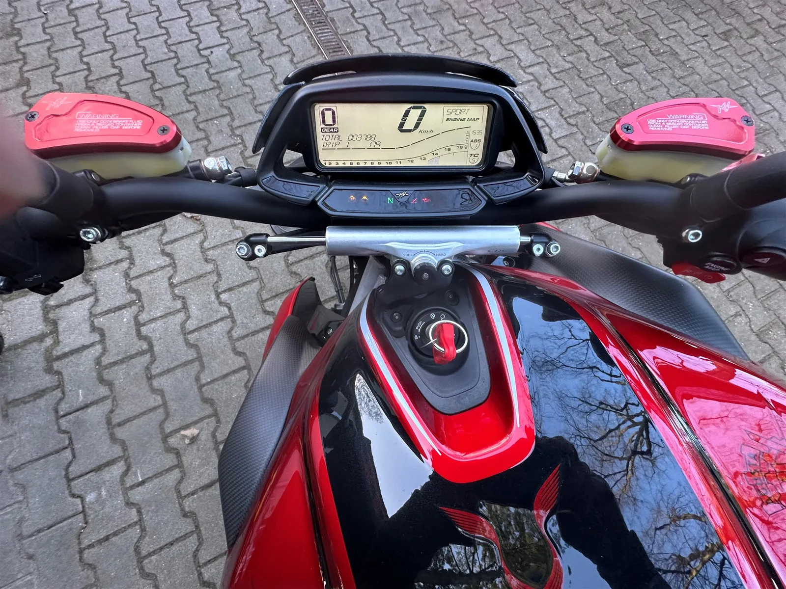 MV Agusta Brutale 800 RR LH 44 Lewis Hamilton Limited Edition