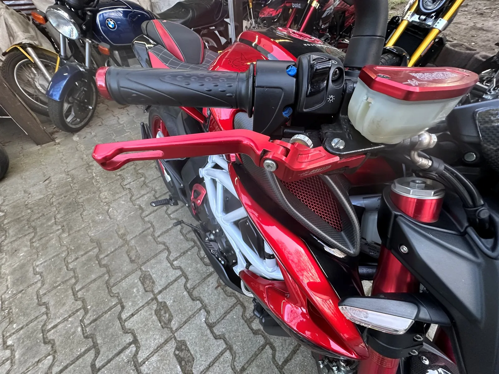 MV Agusta Brutale 800 RR LH 44 Lewis Hamilton Limited Edition