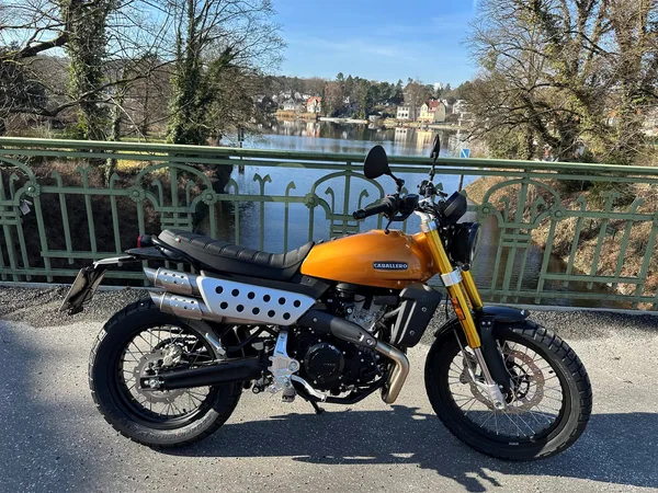 Fantic Caballero Deluxe 500 Mit neuem Minarelli Motor & einfach wunderschön!