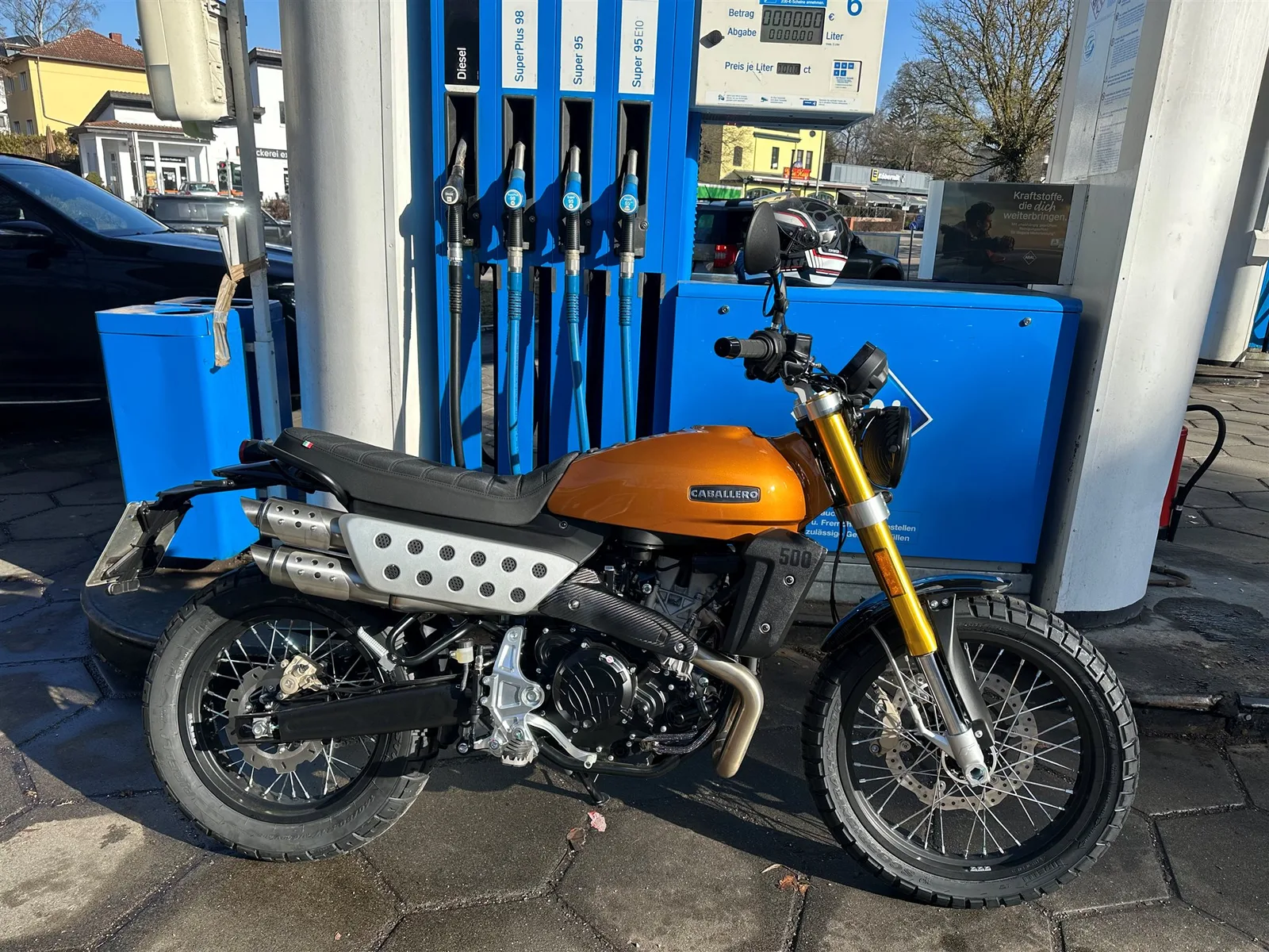Fantic Caballero Deluxe 500 Mit neuem Minarelli Motor & einfach wunderschön!