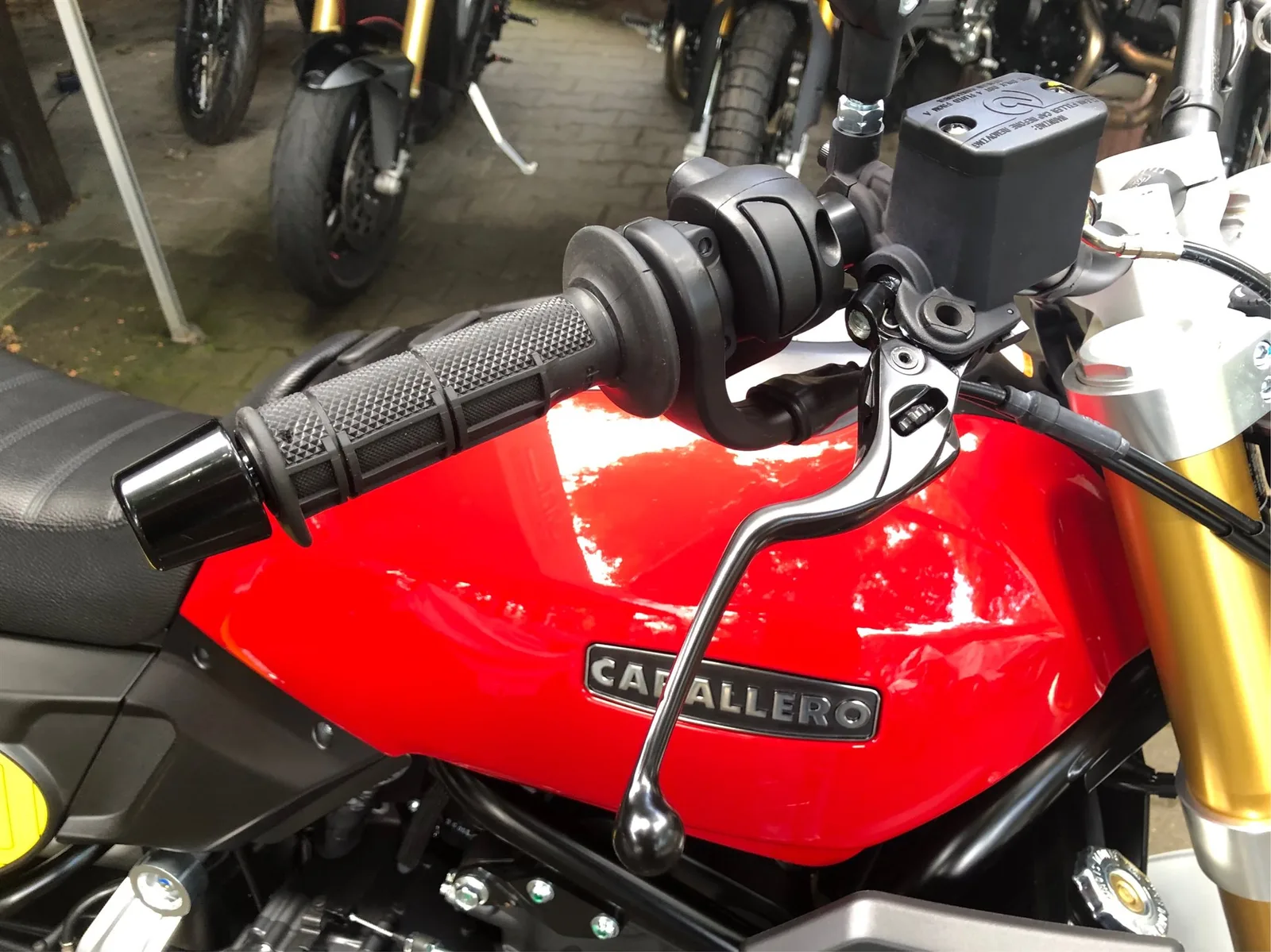 Fantic Caballero 700 Schicker Scrambler