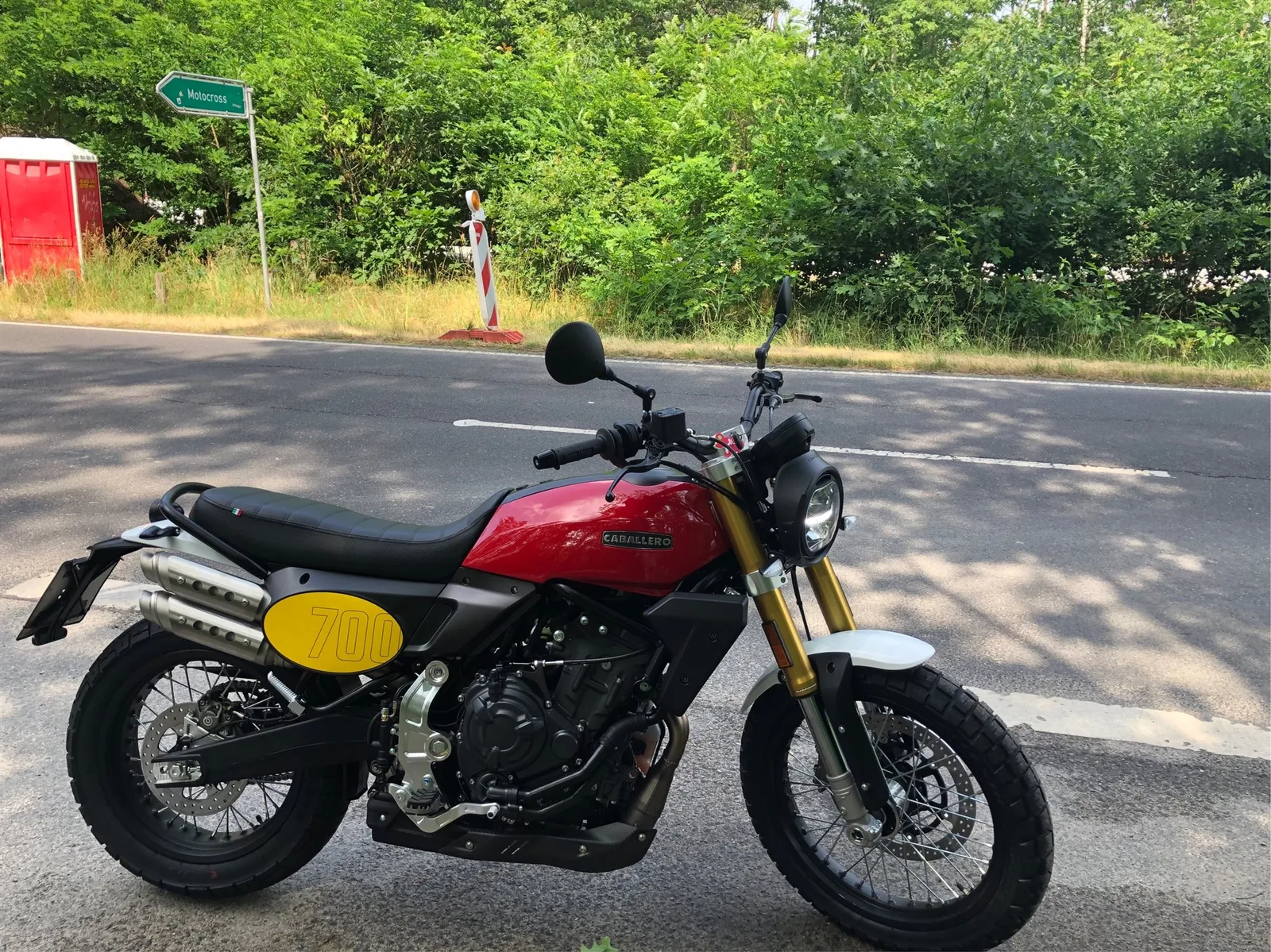 Fantic Caballero 700 Schicker Scrambler