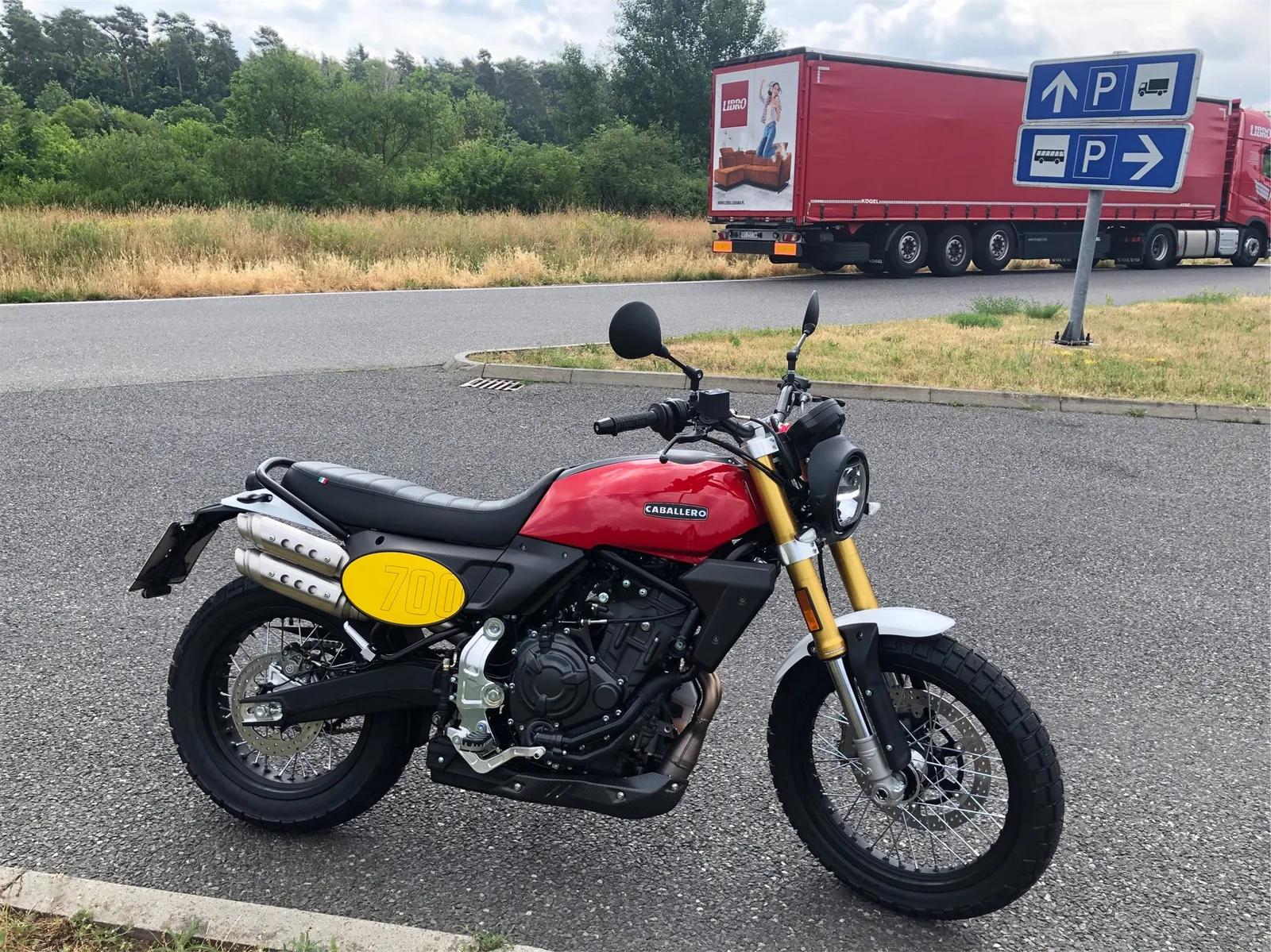 Fantic Caballero 700 Schicker Scrambler