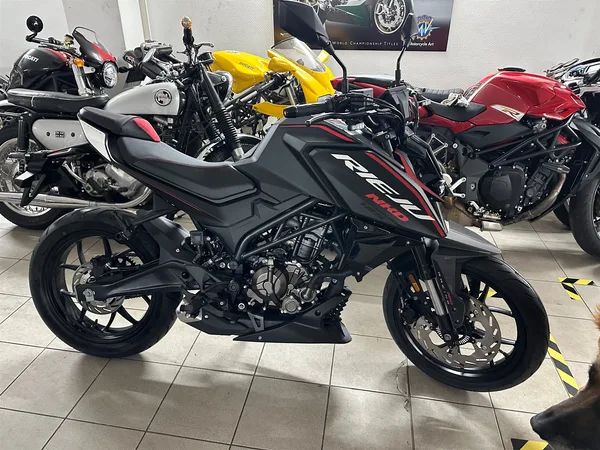 Rieju NKD 125 Gierig mit Top Verarbeitung