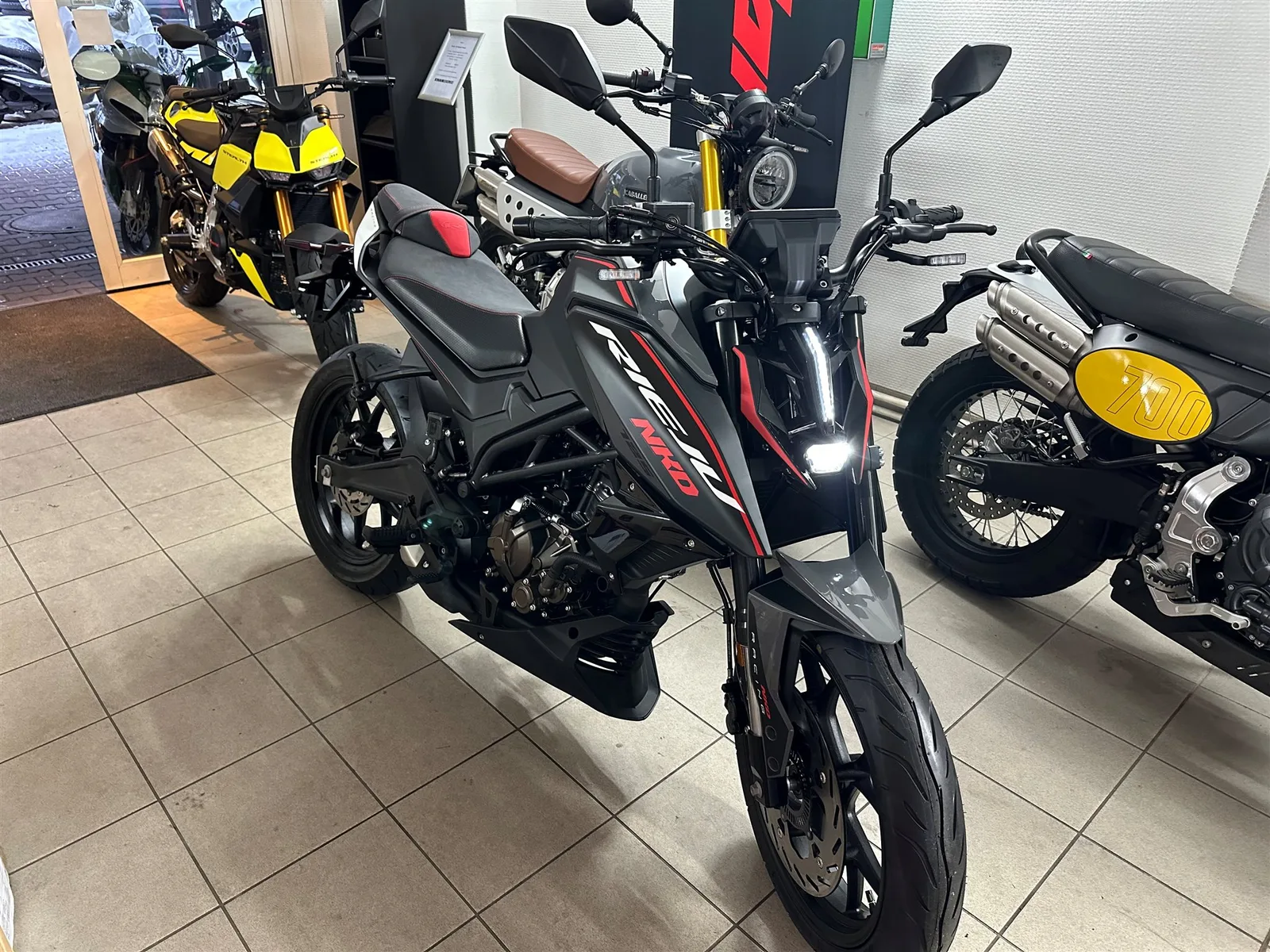 Rieju NKD 125 Gierig mit Top Verarbeitung