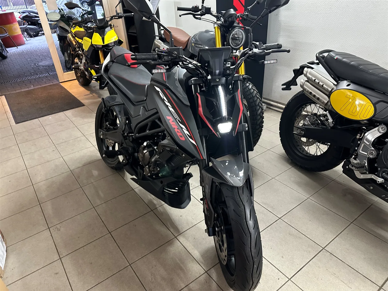 Rieju NKD 125 Gierig mit Top Verarbeitung
