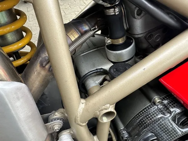 Ducati 916 Biposto 1.Hand-Zustand 2