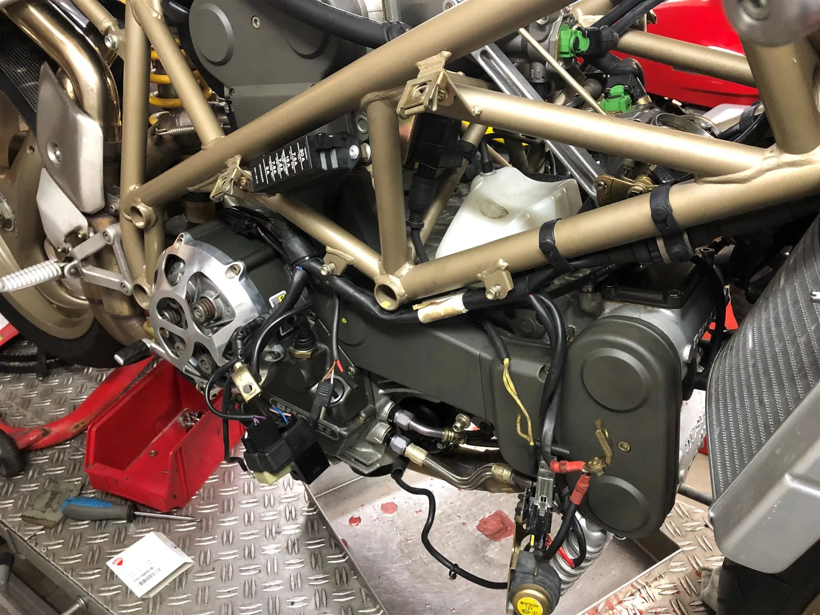 Ducati 916 Biposto 1.Hand-Zustand 2