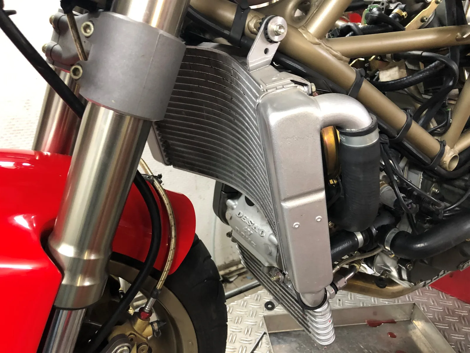Ducati 916 Biposto 1.Hand-Zustand 2