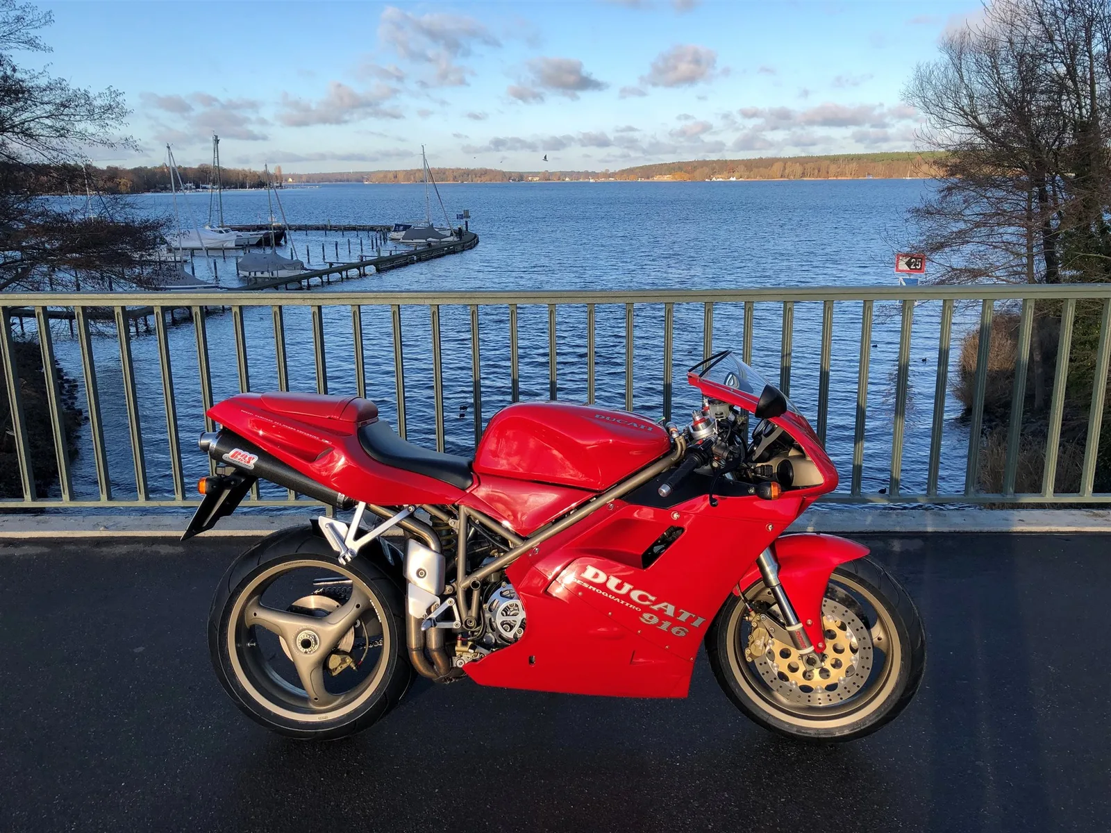 Ducati 916 Biposto 1.Hand-Zustand 2