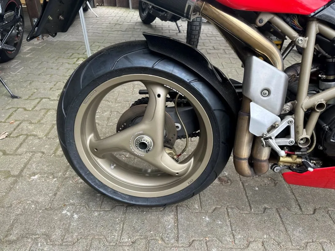 Ducati 916 Biposto 1.Hand-Zustand 2