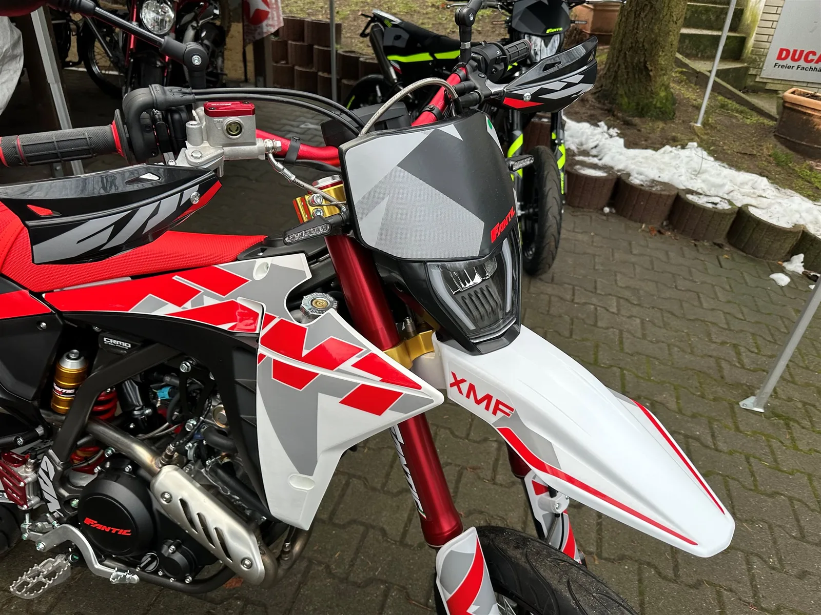 Fantic XMF 125 Competition Supermoto
