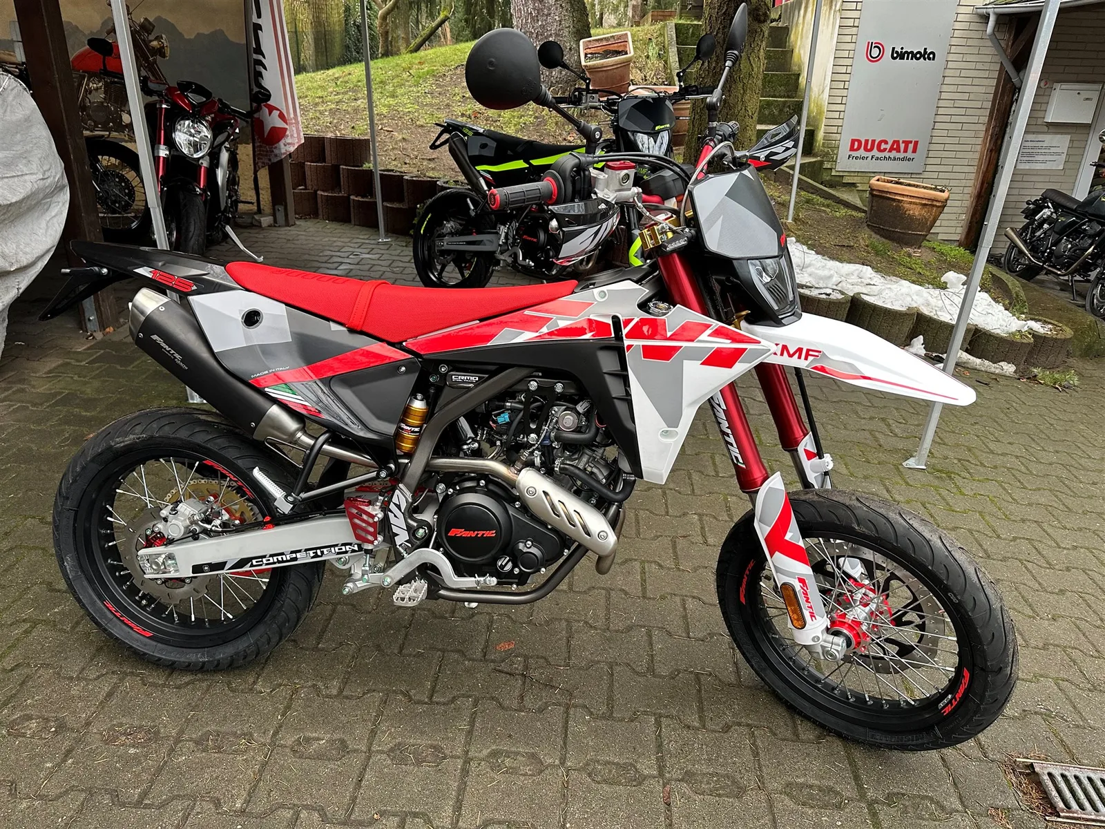 Fantic XMF 125 Competition Supermoto