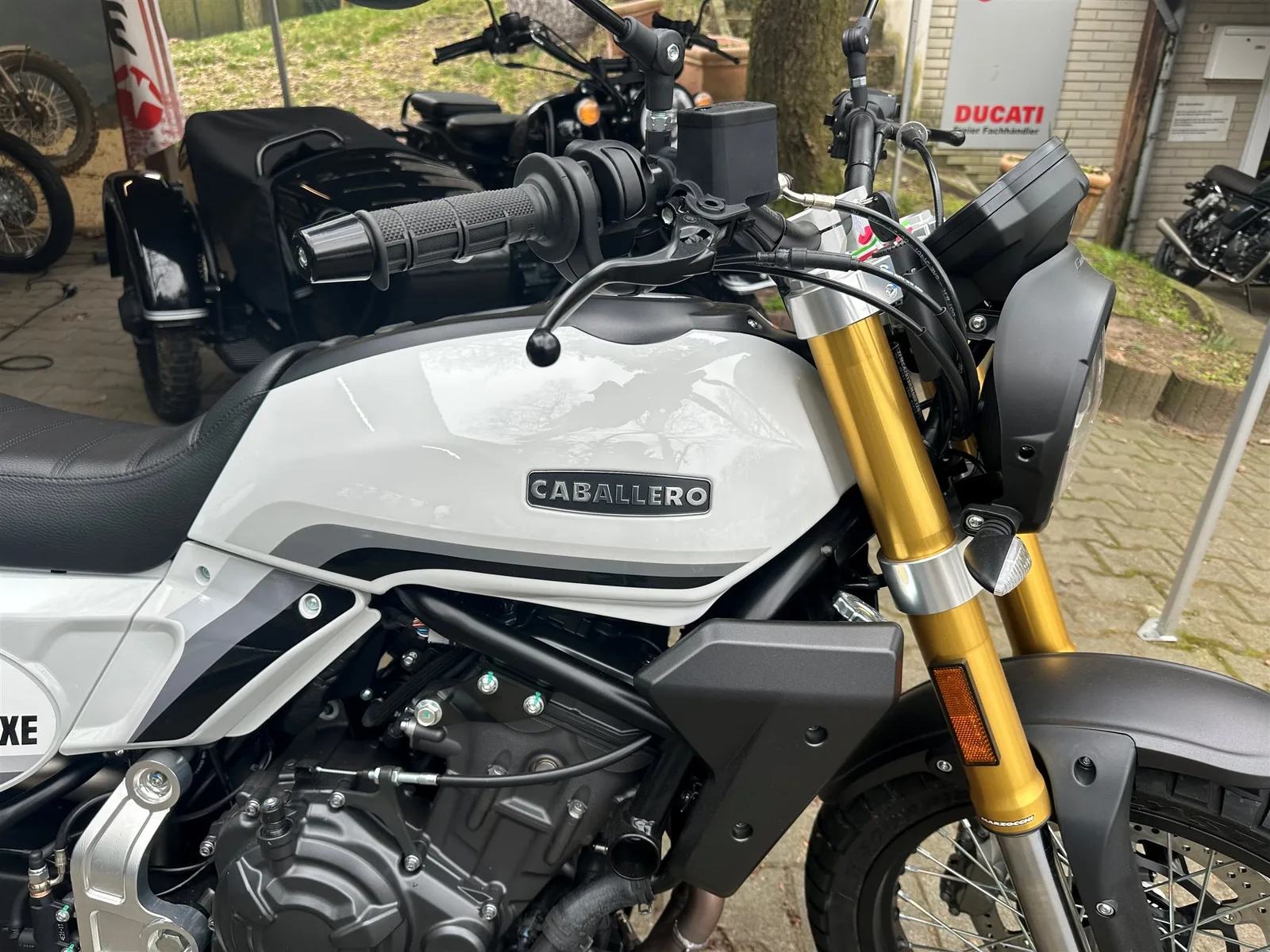 Fantic Caballero 700 Scrambler Deluxe -Lieferzeit 3 Wochen!