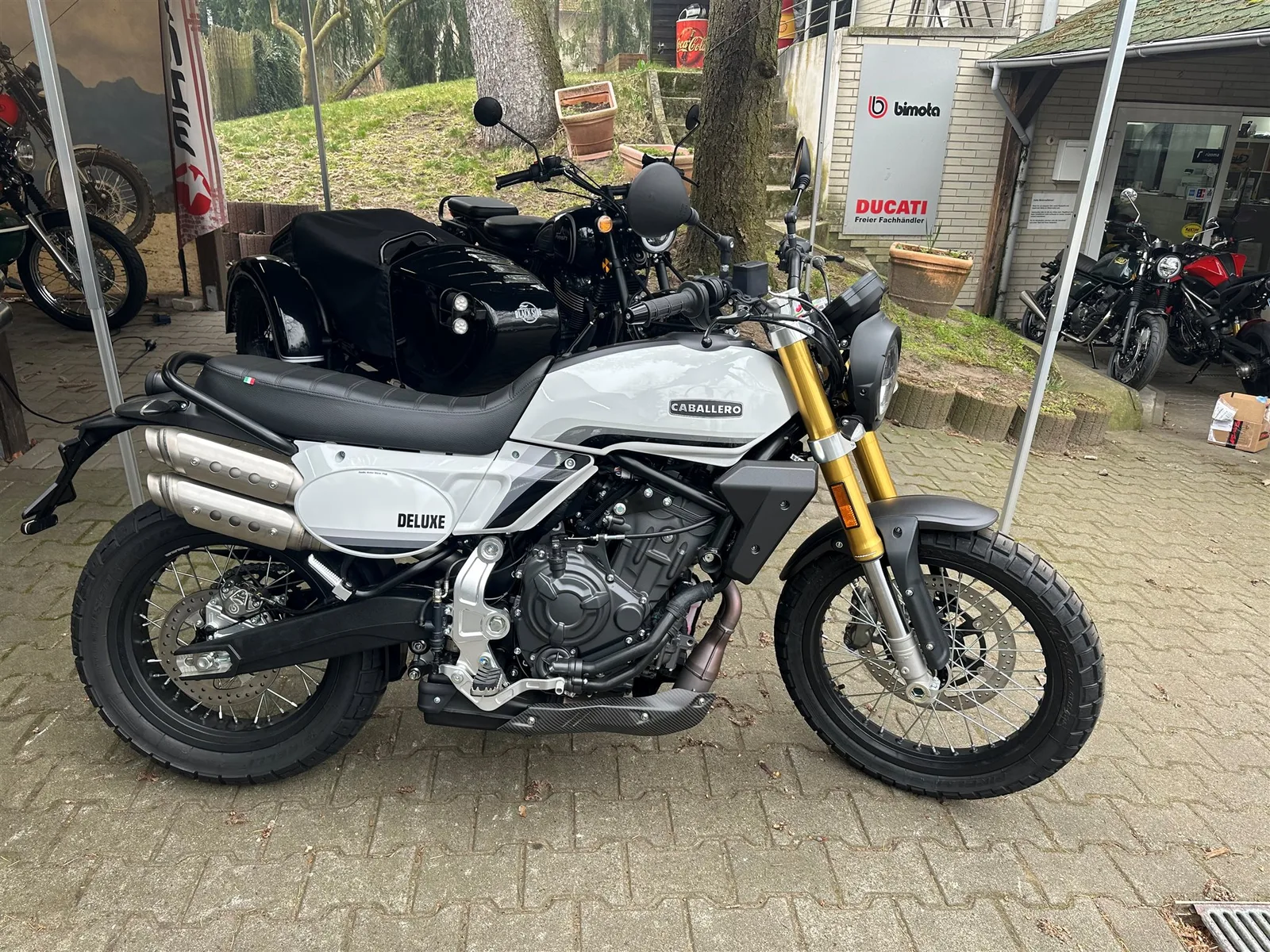 Fantic Caballero 700 Scrambler Deluxe -Lieferzeit 3 Wochen!