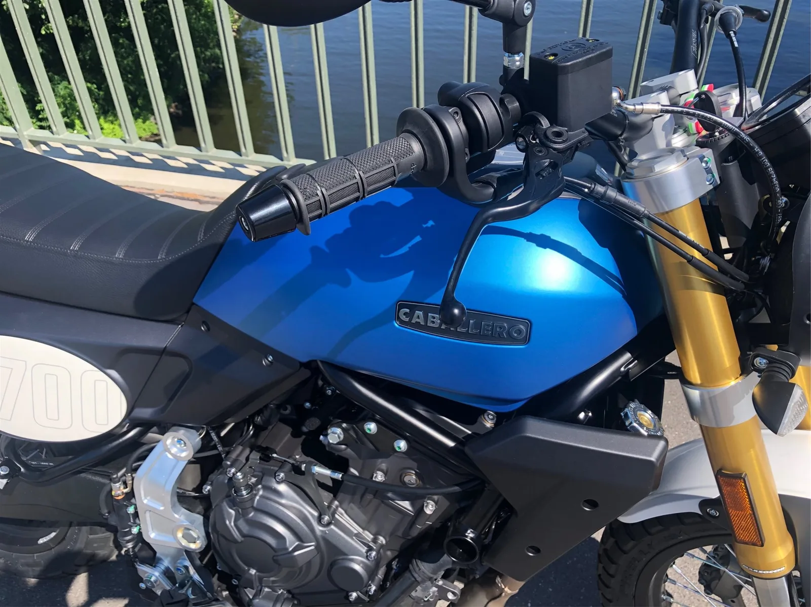 Fantic Caballero 700 Schicker Scrambler Euro 5+ "Made in Italia" ab November !