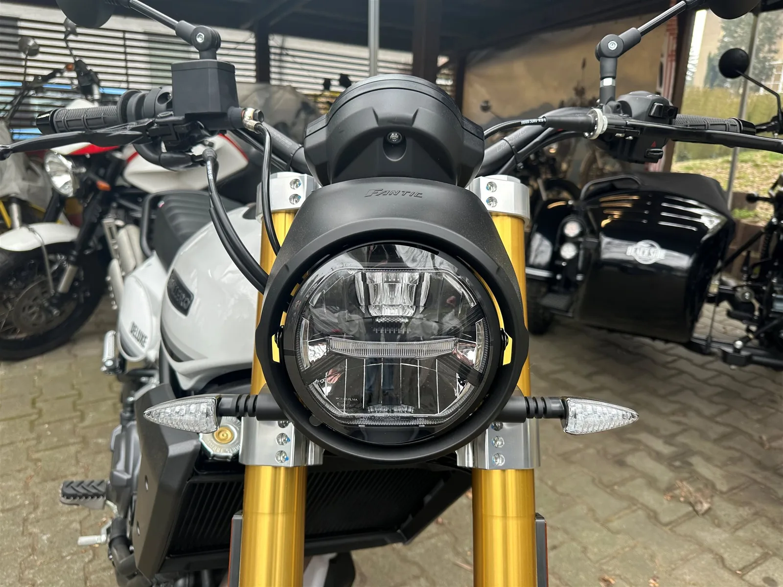 Fantic Caballero 700 Scrambler Deluxe -Lieferzeit 3 Wochen!