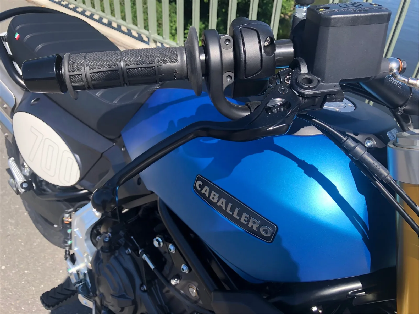 Fantic Caballero 700 Schicker Scrambler Euro 5+ "Made in Italia" ab November !