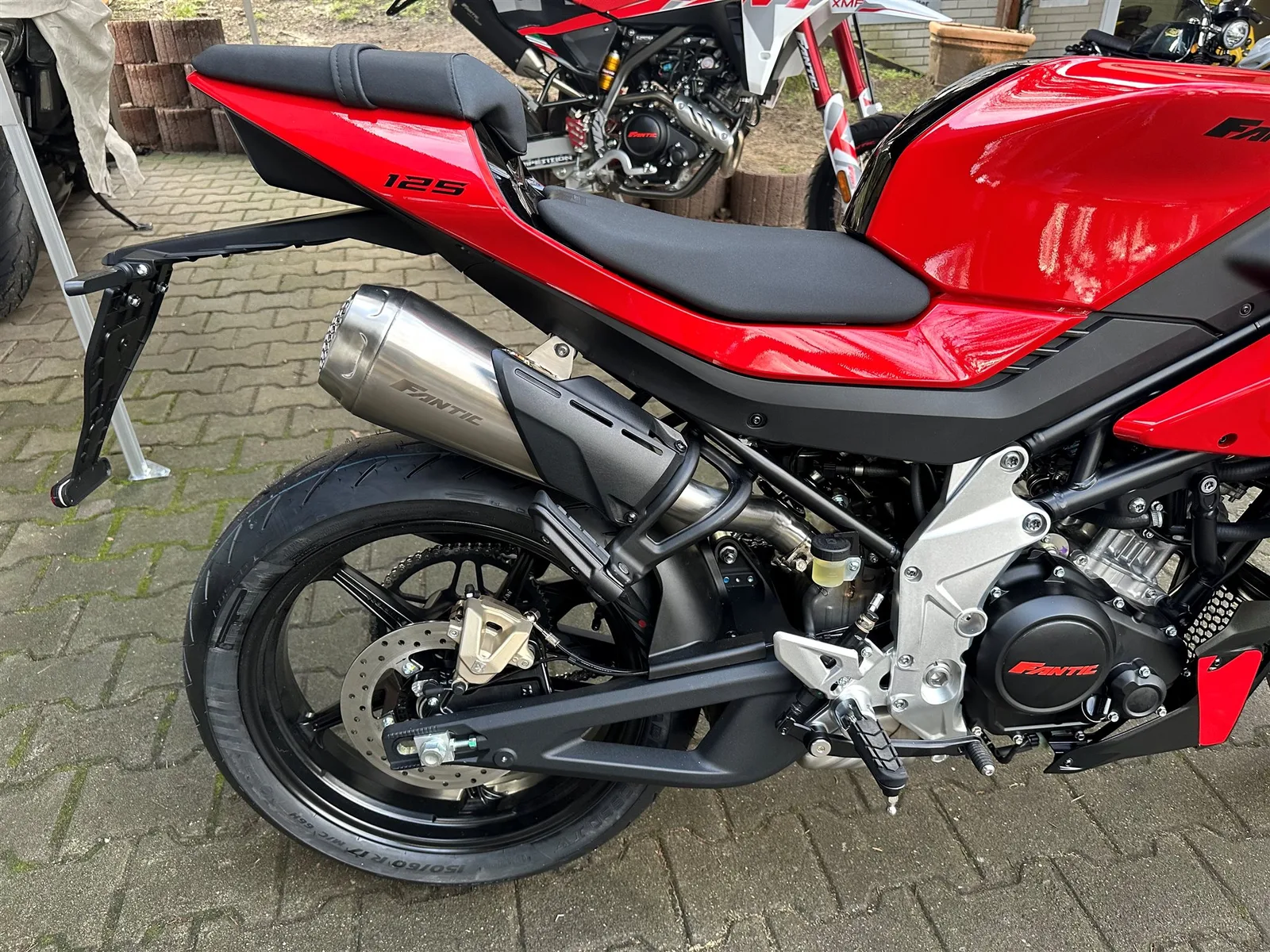 Fantic Stealth 125 Fantic\`s neuer Flitzer!
