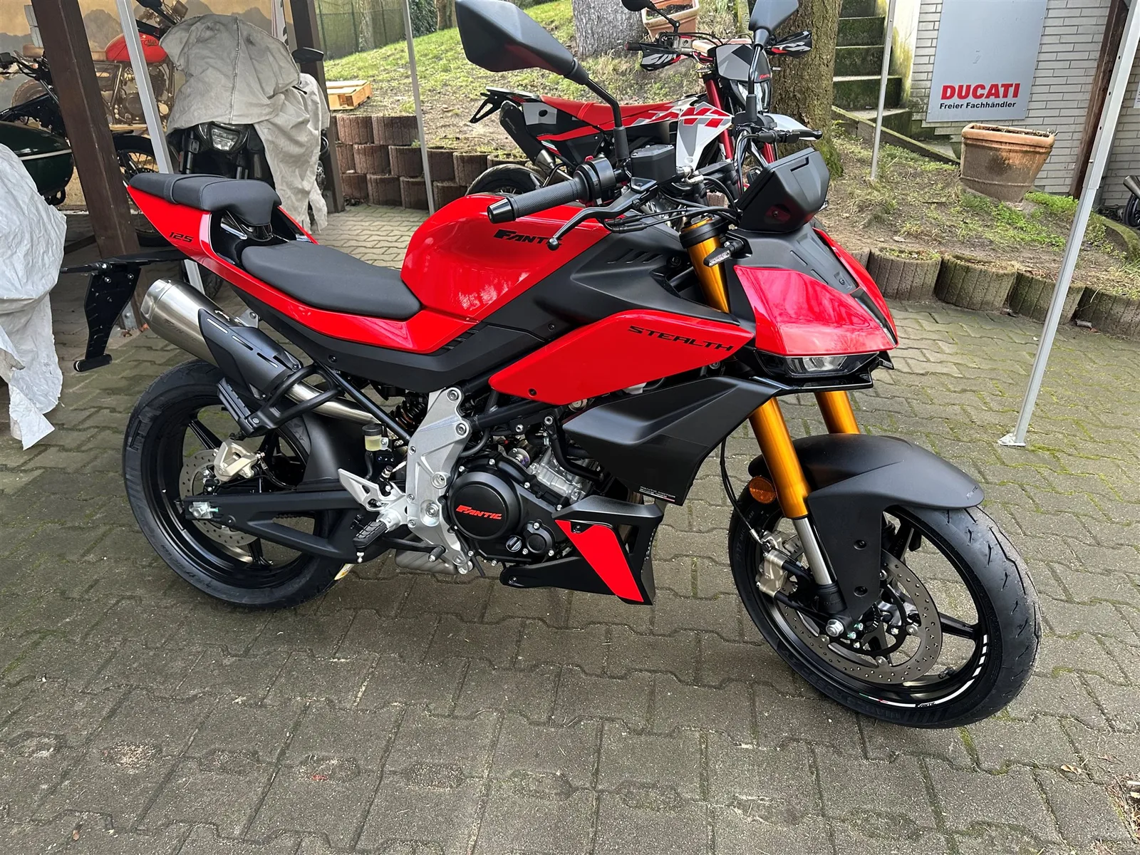 Fantic Stealth 125 Fantic\`s neuer Flitzer!
