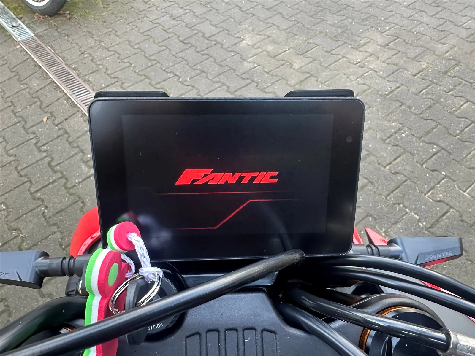 Fantic Stealth 125 Fantic\`s neuer Flitzer!