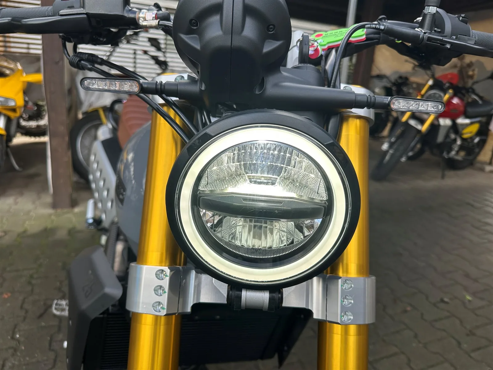 Fantic Caballero Scrambler 125 Wunderschöne Deluxe für 2026