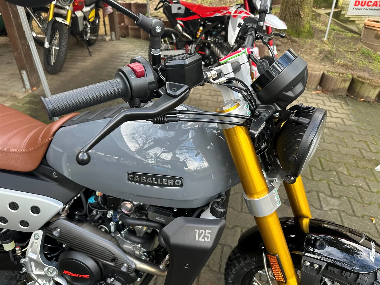 Fantic Caballero Scrambler 125 Wunderschöne Deluxe für 2026