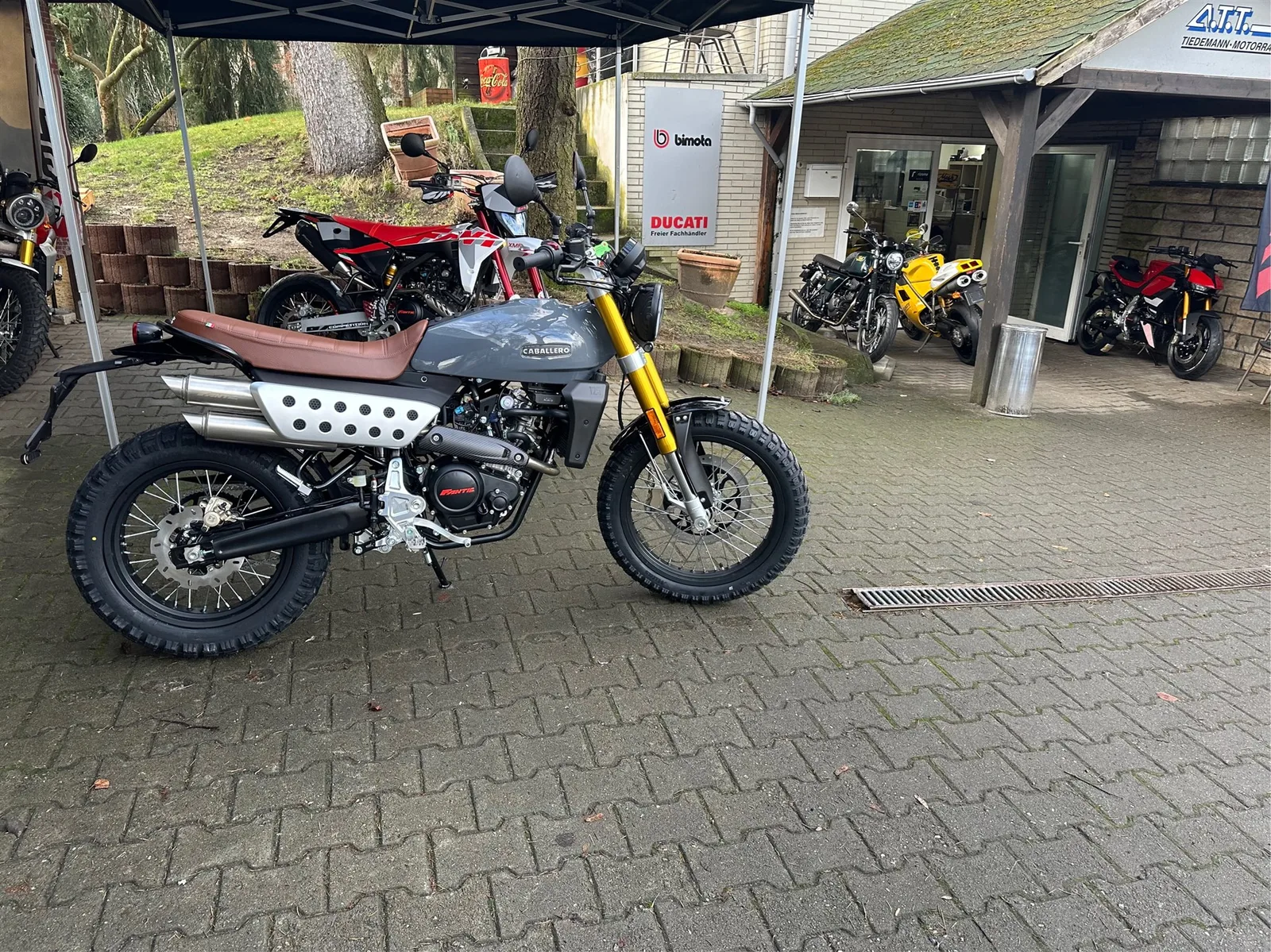 Fantic Caballero Scrambler 125 Wunderschöne Deluxe für 2026