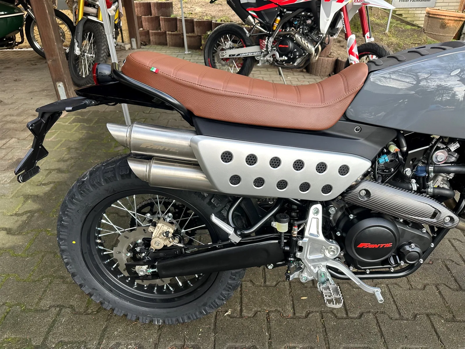 Fantic Caballero Scrambler 125 Wunderschöne Deluxe für 2026
