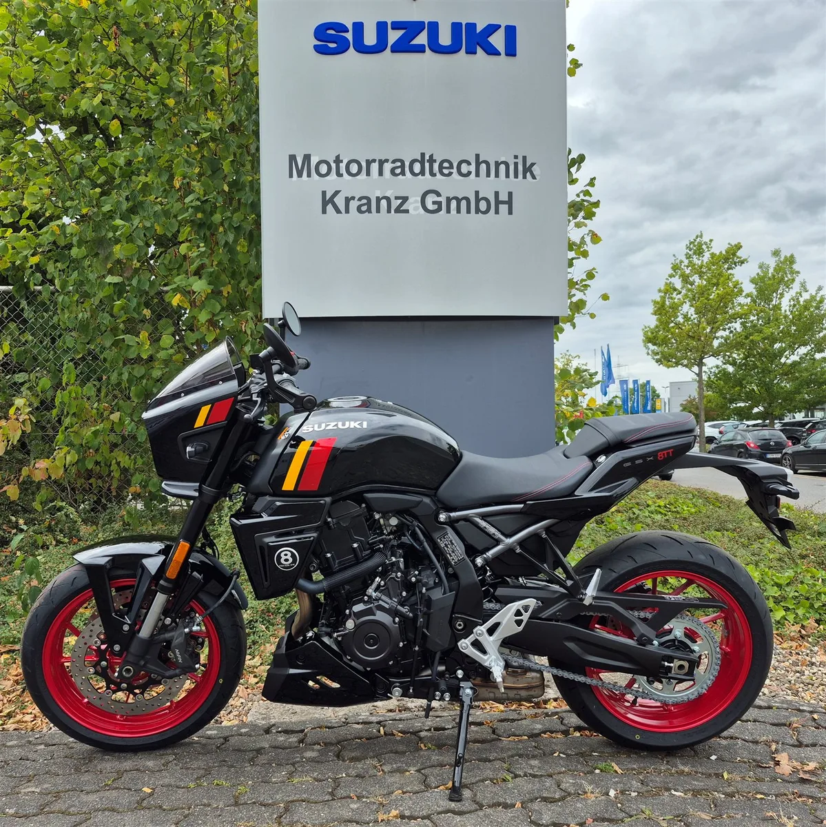 Suzuki GSX-8TT