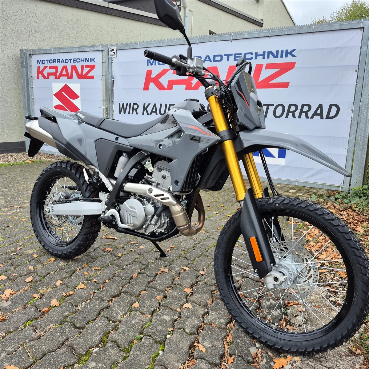 Suzuki DR-Z4S