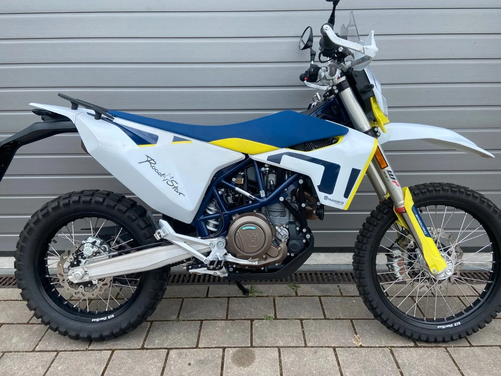 Husqvarna 701 Enduro 1. Hand, Zubehör, KD neu