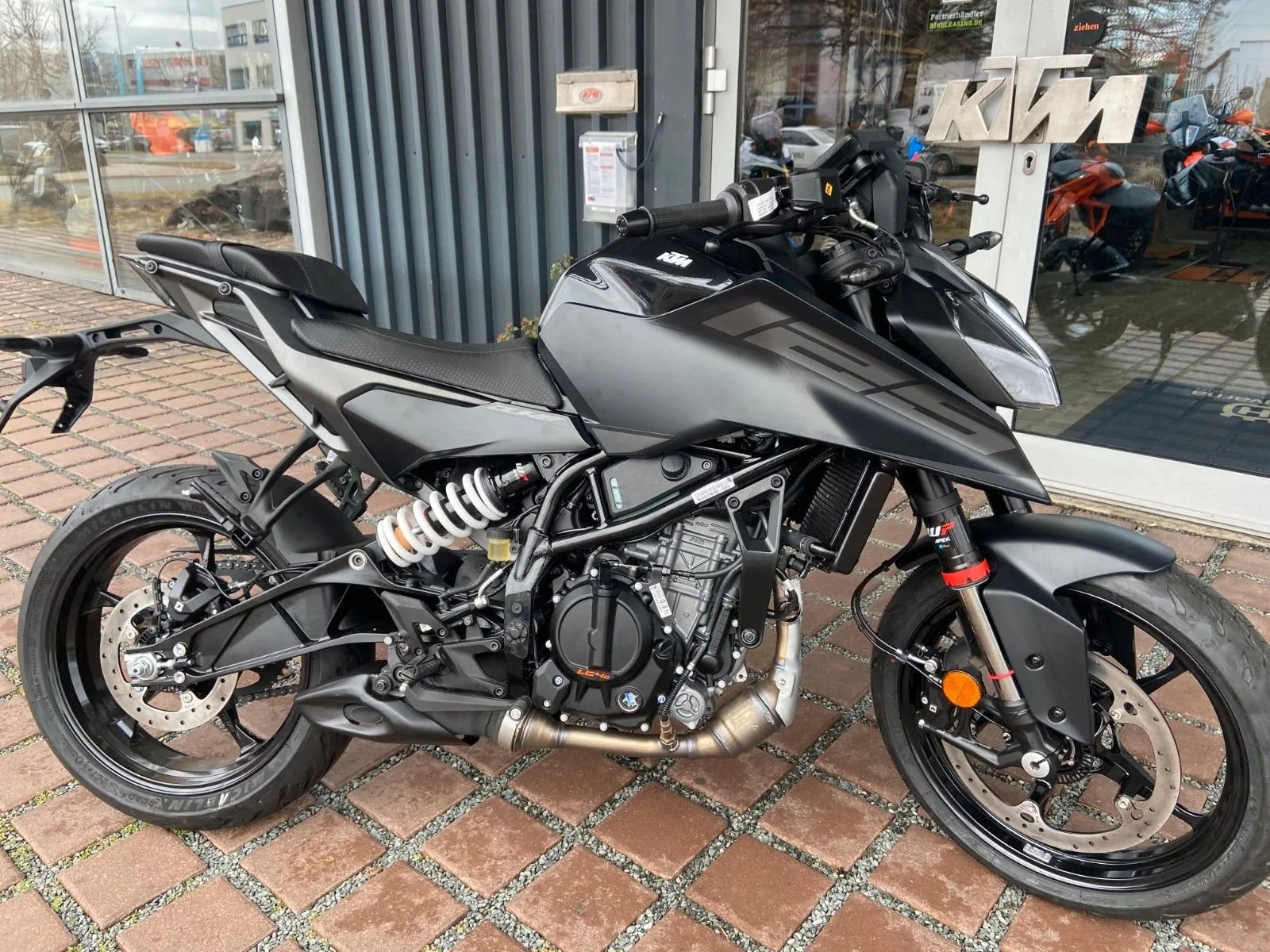 KTM 125 Duke I MY26 I 0%-Finanzierung I Beide Farben