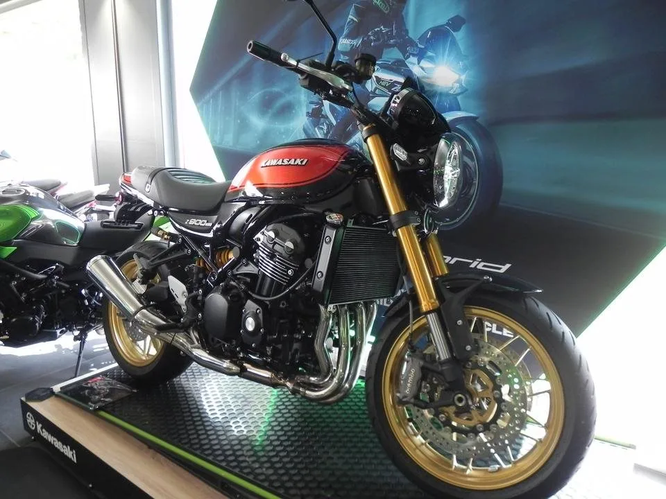 Kawasaki Z900 RS SE