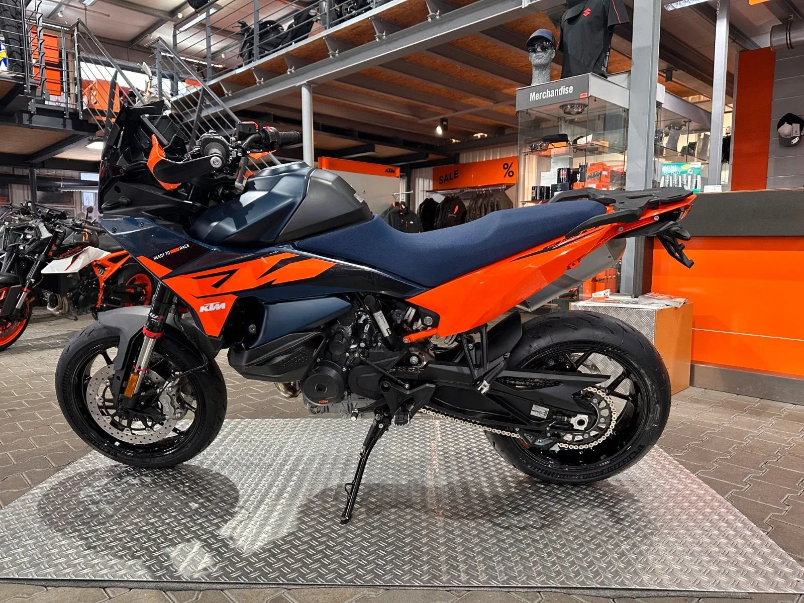 KTM 890 SMT