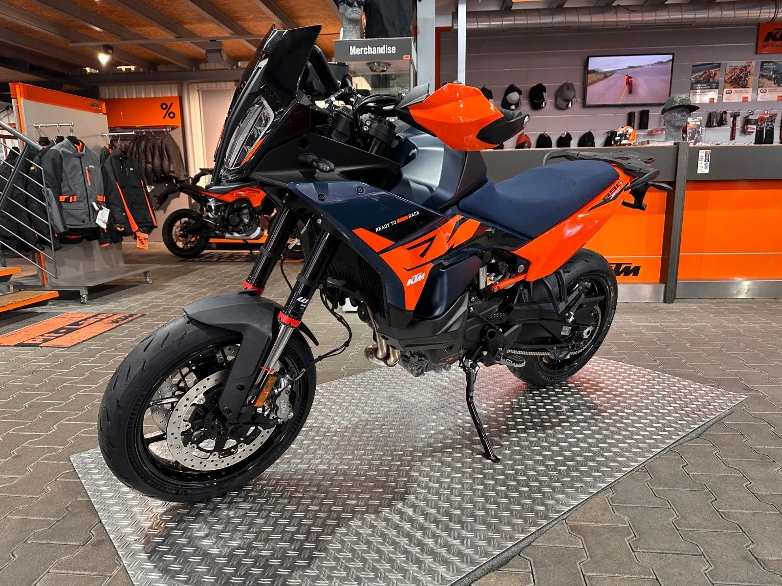 KTM 890 SMT