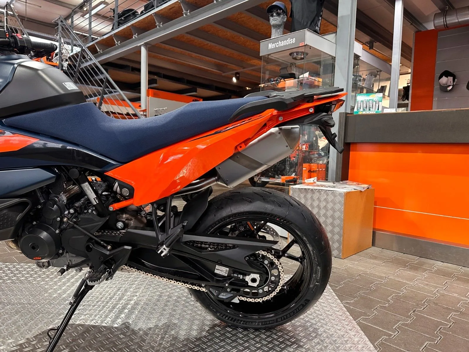 KTM 890 SMT